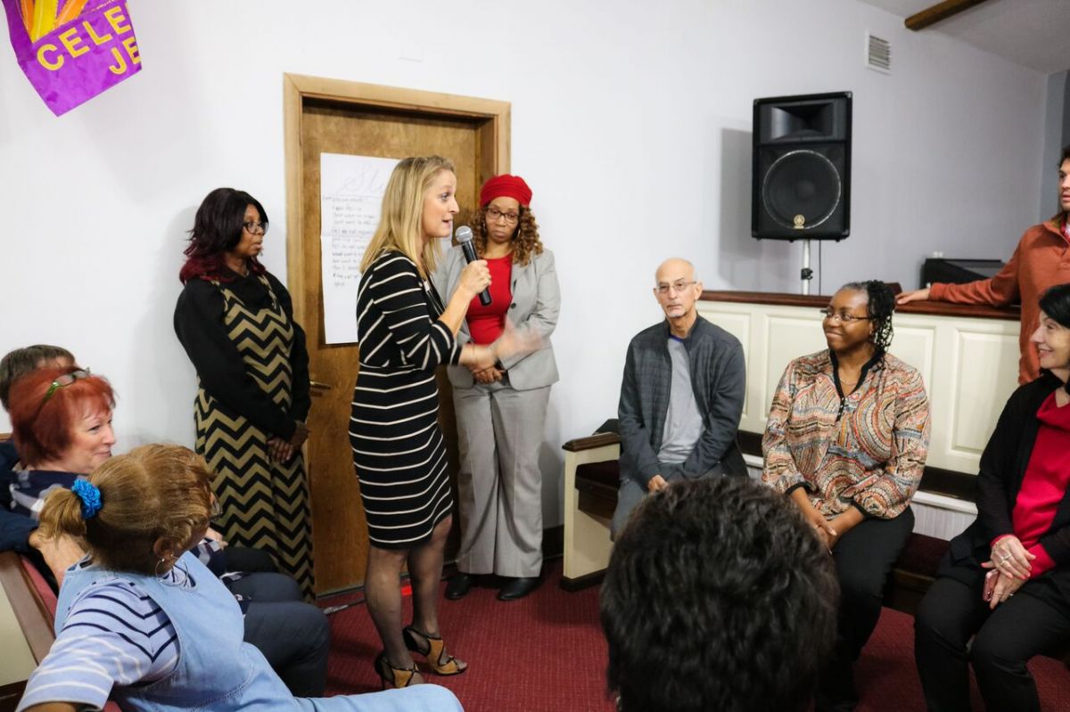 Pics - Brain Wellness - Dr. Bacon and group.jpeg